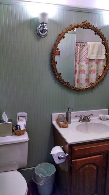 Thomas Shepherd Inn Shepherdstown Camera foto